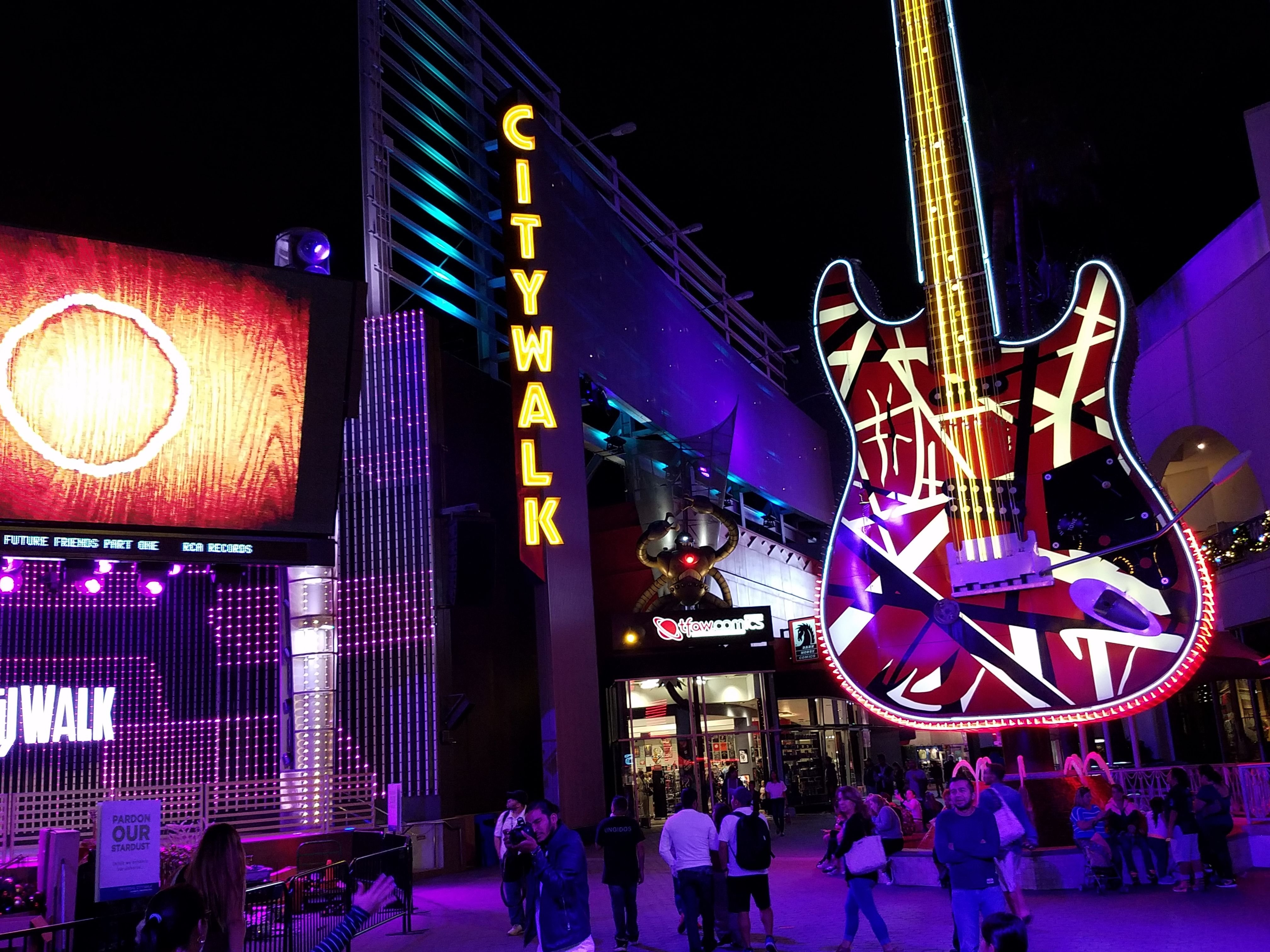 Time Warps and Oddities at Universal Studios Hollywood’s Citywalk — Steemkr